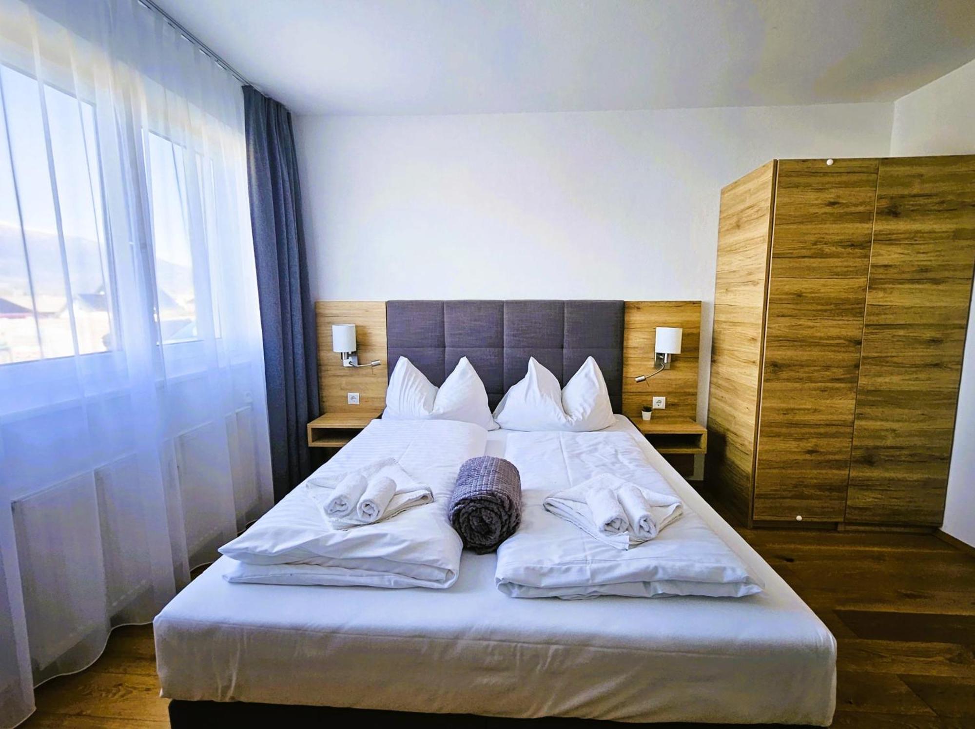 Mountains & Lakes - Chaletdorf & Appartements Villach Zewnętrze zdjęcie